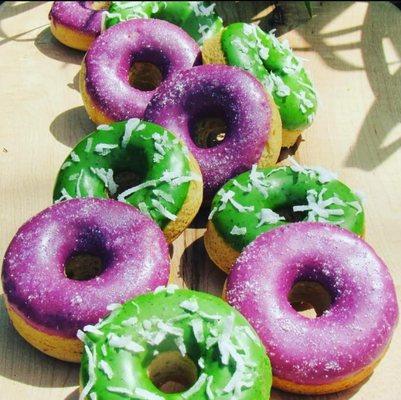 ~Pandan/Coconut, and Purple Sweet Potato Baked Donuts~
**Gluten Free**