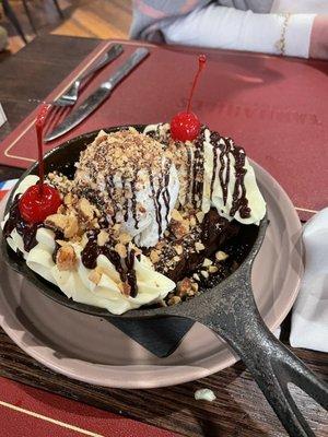 Hot chocolate sundae