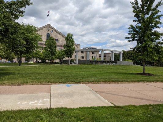 Backside of the Connecticut State Veterans Memorial