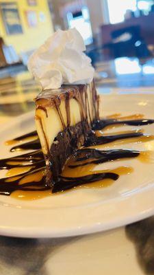 Turtle cheesecake