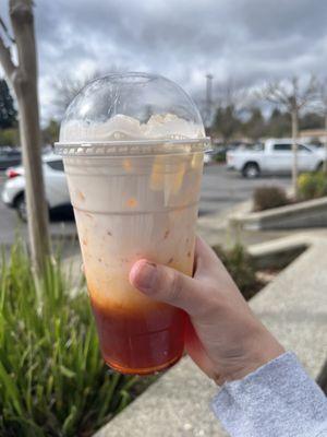 Thai Tea (Size Medium)