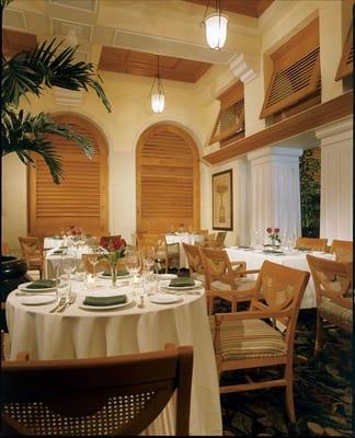 Front dining room of the Seacrest Grill