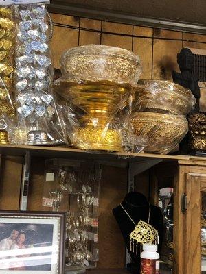 Gold / silver plated ceremony pots/ dishes/ bowls/ trays