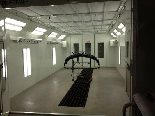 Ocean Isle Collision has state of the art auto paint booths to ensure your paint finish is flawless