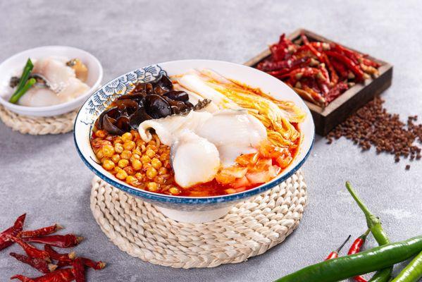 Mala Spicy Soup Fish Slices Rice Noodles (麻辣鱼片米粉）