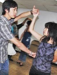 Step by Step Salsa Lessons