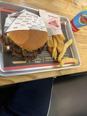 XXL Fatburger (1 lb.) Meal