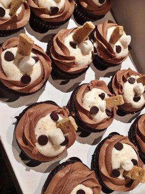 My birthday cupcakes - a dozen s'mores cupcakes. I was luck and it was their current flavor of the week!