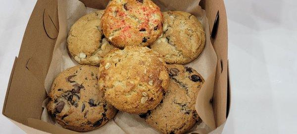 Macadamia.  Chocolate chip... mixed berry and apple cookies