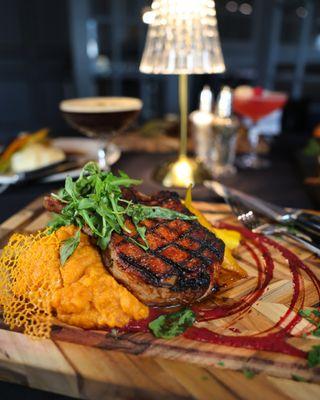 BONE-IN PORK CHOP
Whipped Sweet Potato, Homemade Apple Chutney, Blackberry Sauce