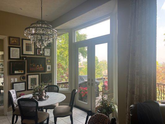 Kitchen dining room French doors & windows.