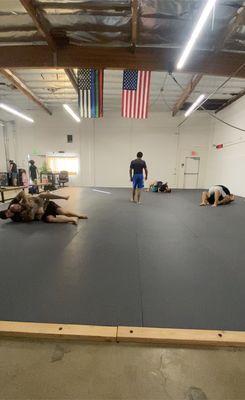 Tu&Th @5p, beginner no gi BJJ class.