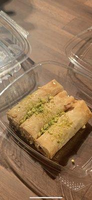 Rolled baklava