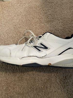 New Balance 608 Running Shoe With Cracked Learher