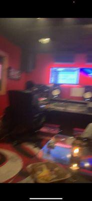 Good time at redroom Studios and I like how the engineers produce my music