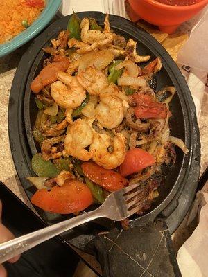 Shrimp and Chicken Fajitas