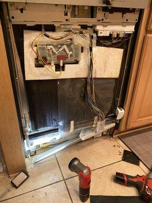 Bosh Dishwasher lower seal repair. Revolff appliance of Las Vegas