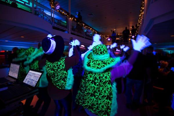 Black Light Shows with Ultraviolet (UV) Favors and Party Items. Rent our Blacklights both Metal Halide & LED Blacklights for...