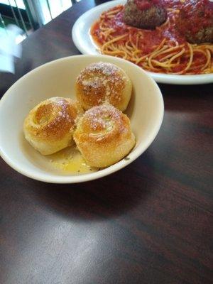 Garlic rolls