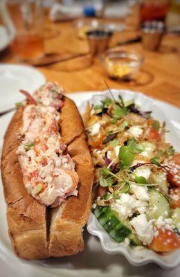 Lobster Roll w/ Old Bay French Fries