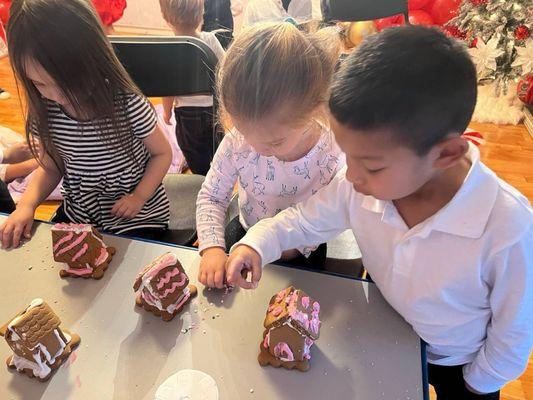 Learning how to make gingerbread