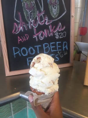 Butter cake in a pretzel cone - YUM!