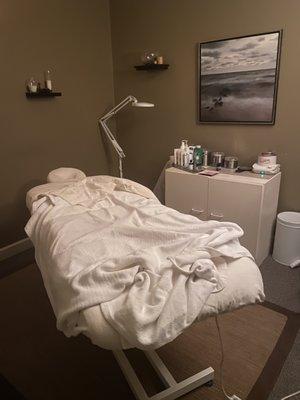 Massage/facial room