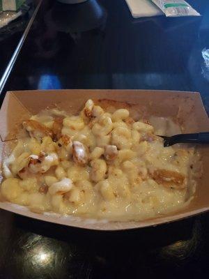 Mac and cheese with chicken