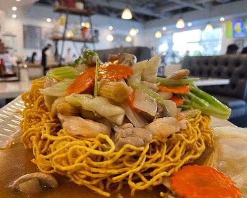 Crispy Noodles with Chicken, Shrimp and Veggies