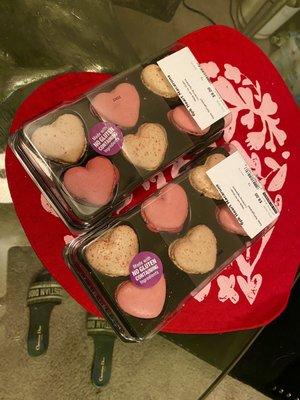 Heart shaped macarons are everything.