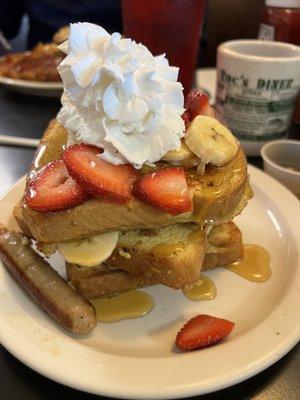 Stuffed French toast with strawberries and banana