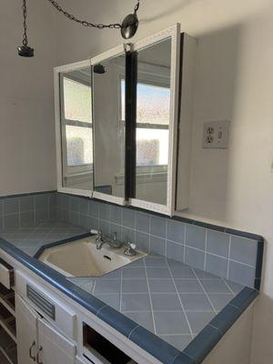 Old sink and tile