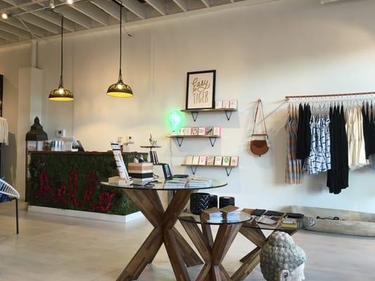 VIDA | MOULIN, a modern bohemian boutique offering women's clothing, vintage home decor and gifts