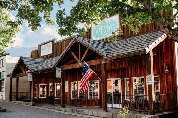 Best Gift Shop and Ice cream 50's Soda Fountain in Joseph Oregon