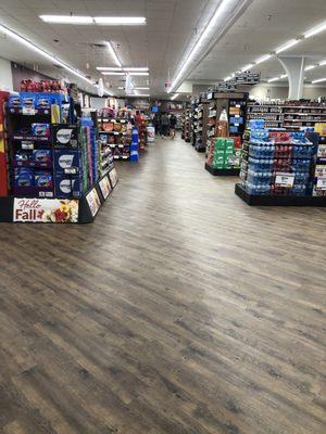 Big Y Pittsfield MA. Clean, well kept, and remodeled.