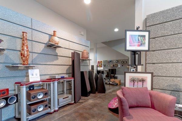 The consignment area.. great deals to be found on pre-owned HiFi gear.