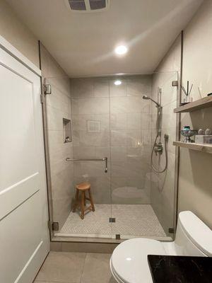 Small bathroom tub to shower conversion