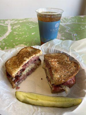 Pastrami Reuben