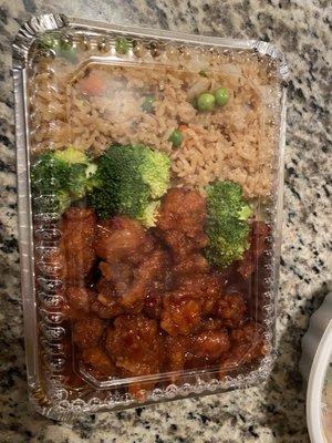 C14. General Tso's Chicken Combo Plate