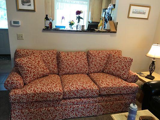 Calico Corner Couch - Love It