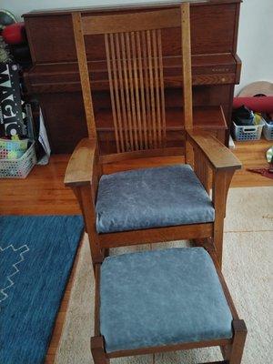 Jerry made the rocking chair cushion at the thickness we requested.