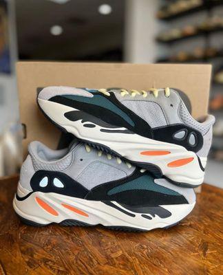 Wave runner 700s  Sz 9  Worn 1x  $300