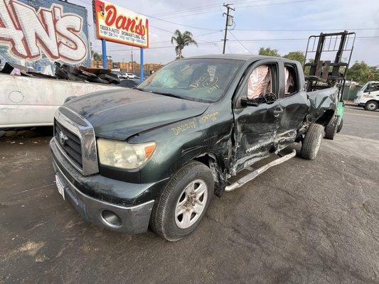 2008 tundra v6 2x ext cab parting out