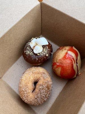 Clockwise: S'mores, PB&J, Cinnamon sugar