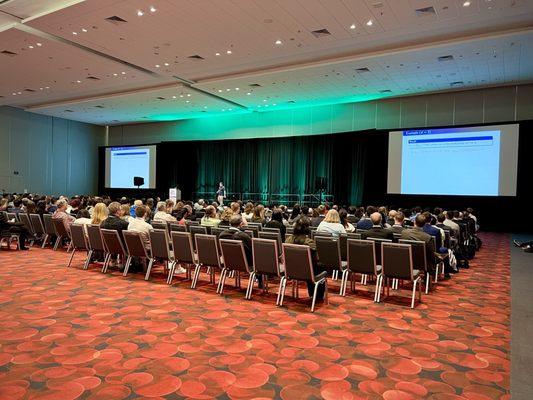 One of the larger conference rooms in Moscone Center South (Joint Mathematics Meeting 2024)