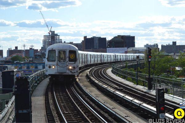 Q Train (West End Express)