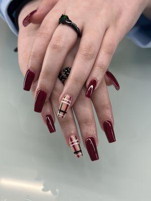 Acrylic nails