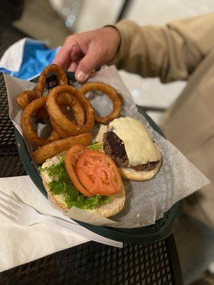 Burger and rings