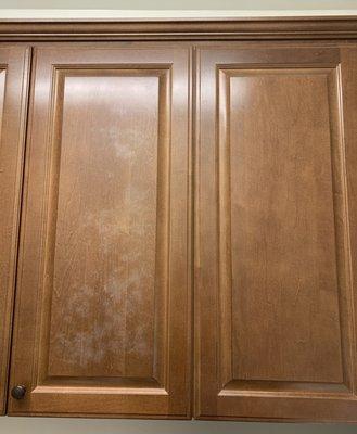 On the left original cabinetry (they said they would comeback to fix and never did), on the right the cabinet they took to fix.