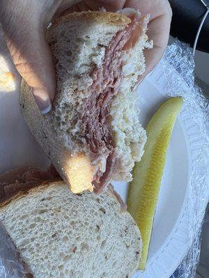 Corned beef, Cole slaw, and thousand island dressing on fresh rye.  5/5.